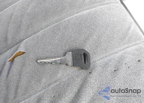 1989 Chevrolet Gmt-400 C1500 z USA, uszkodzony, nr VIN 1GCDC14K4KZ243786